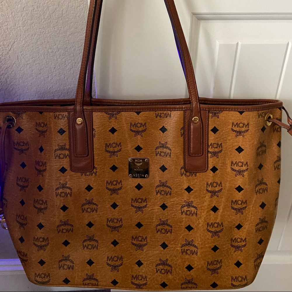 Mcm tote bag..